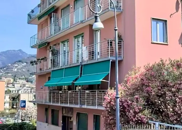 Le Caravelle Apartman *